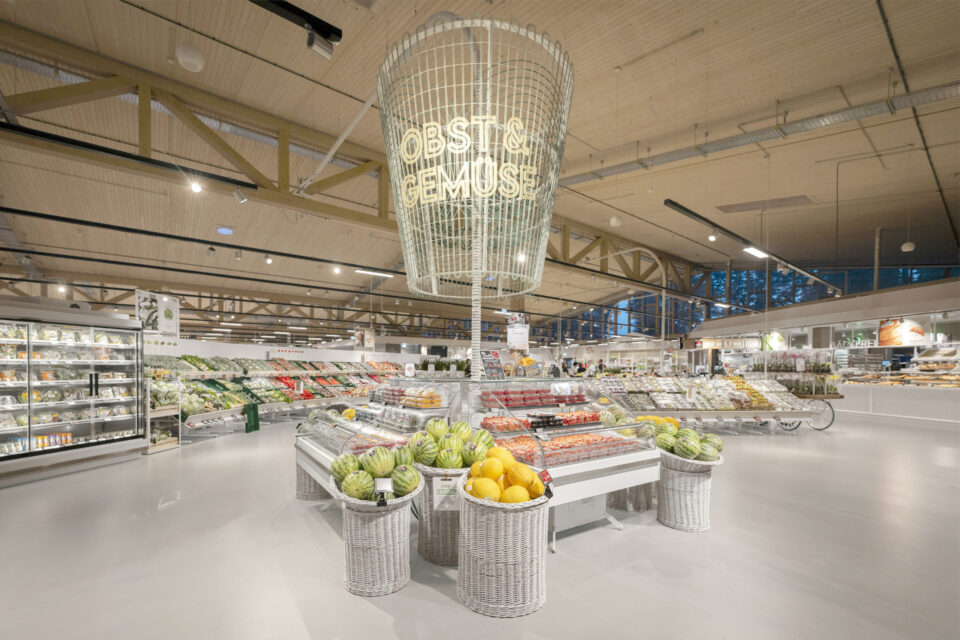 EDEKA Zukunftsmarkt Dorfmann in Nauen Neueröffnung